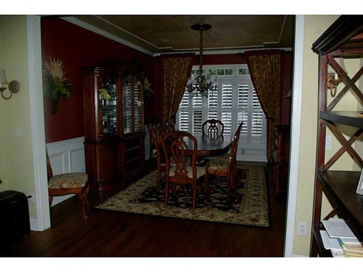 7027 Hunters Ridge, Woodstock, GA 30189