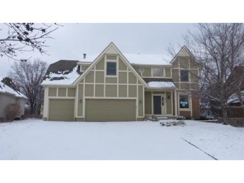 5520 W 153rd St, Overland Park, KS 66223