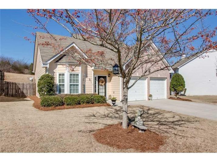 425 Fairpointe Place, Suwanee, GA 30024