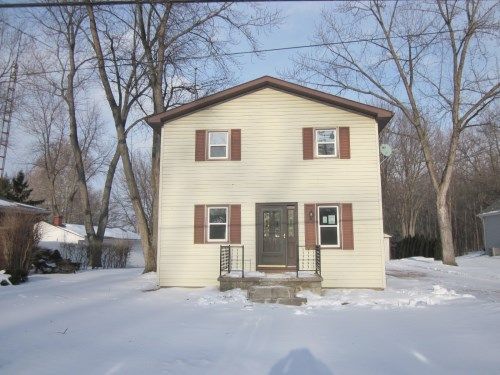 6432 Whiteford Center Rd, Lambertville, MI 48144