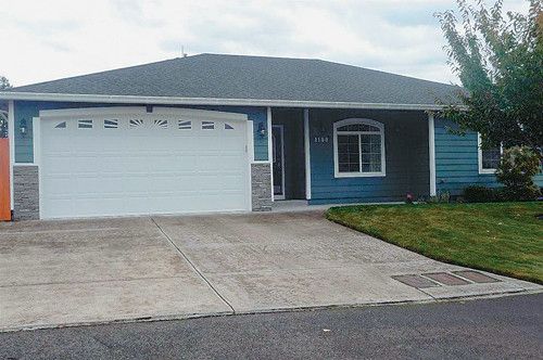 1100 SW 3rd, Mill City, OR 97360