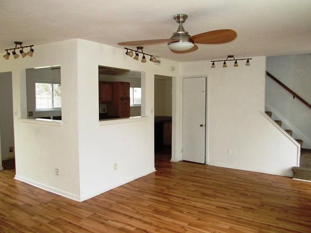 1336 King Arthur Dr, Chesapeake, VA 23323