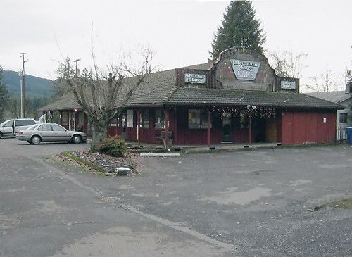 300 NW Santiam, Mill City, OR 97360