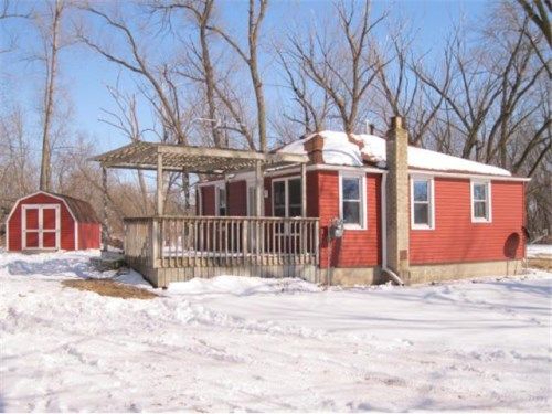 W7840 Willow Rd, Fort Atkinson, WI 53538