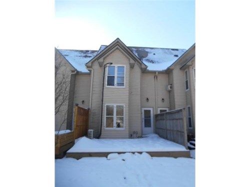 1713 Whitaker St, Saint Paul, MN 55110