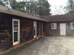 5584 Phillips Dr, Morrow, GA 30260