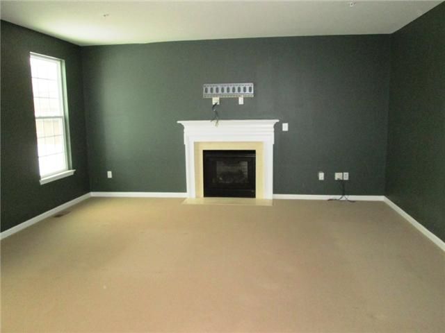 2106 Infantry Dr, Frederick, MD 21702