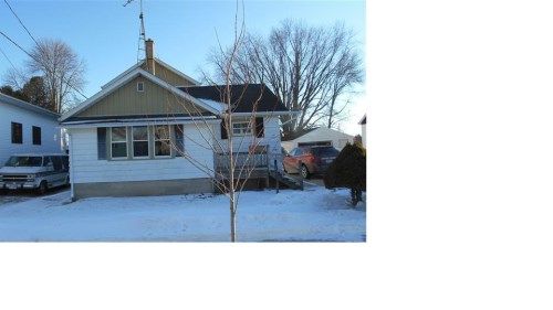 1021 27th St, Two Rivers, WI 54241