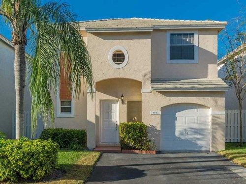 9904 NW 2 ST, Fort Lauderdale, FL 33324