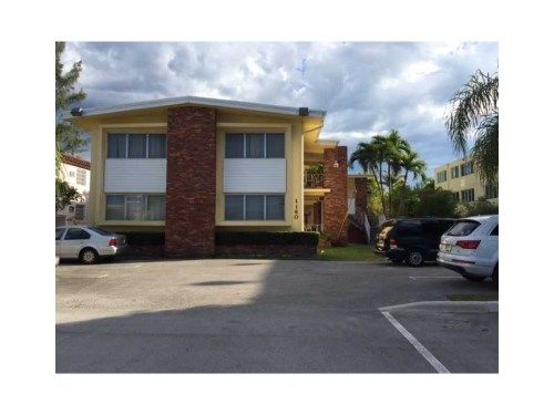 1160 100 ST # 4, Miami Beach, FL 33154