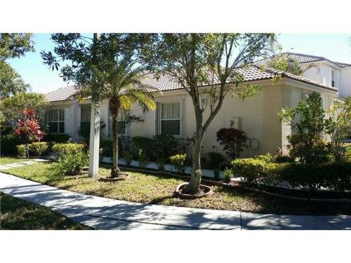 2383 NW 157 LN, Hollywood, FL 33028