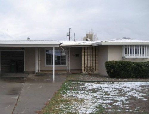 3200 N Dustin Ave, Farmington, NM 87401
