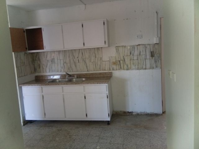 Urb Bahia Vistamar 1439 Calle Marlin, Carolina, PR 00983