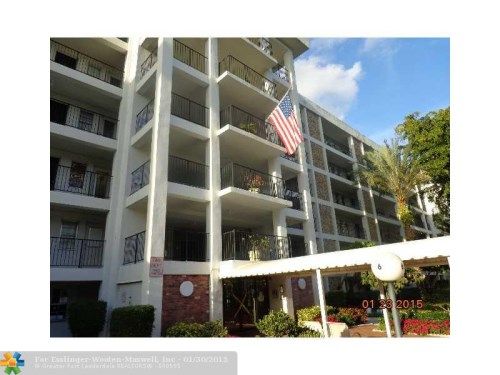 2751 N PALM AIRE DR # 106, Pompano Beach, FL 33069