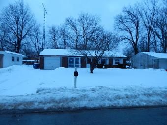 1321 Beechview Dr, Vermilion, OH 44089