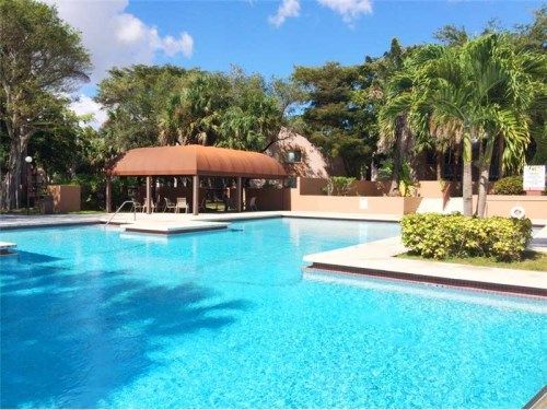 13905 SW 93 LN # 13905, Miami, FL 33186