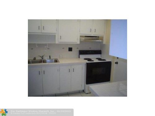 2307 S Cypress Bend Dr # 310B, Pompano Beach, FL 33069