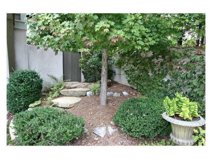 513 Carpenter Way, Woodstock, GA 30188