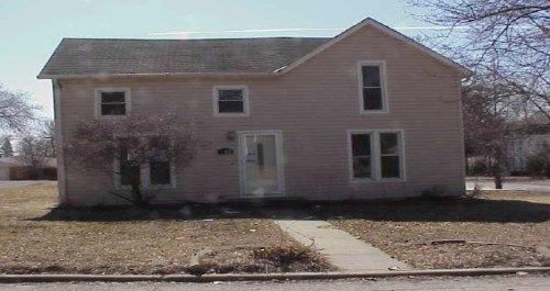 412 Jessie St, Wathena, KS 66090