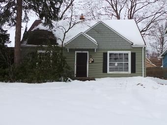 492 Greenwood Ave, Akron, OH 44320