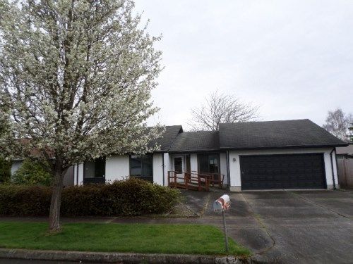 1532 Floral Ct, Longview, WA 98632