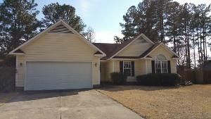 109 Stockade Ct, Raeford, NC 28376
