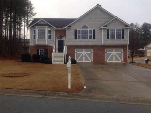 8110 Vincent Mill Dr, Douglasville, GA 30134
