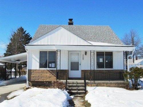 1728 Electric St, Wyandotte, MI 48192