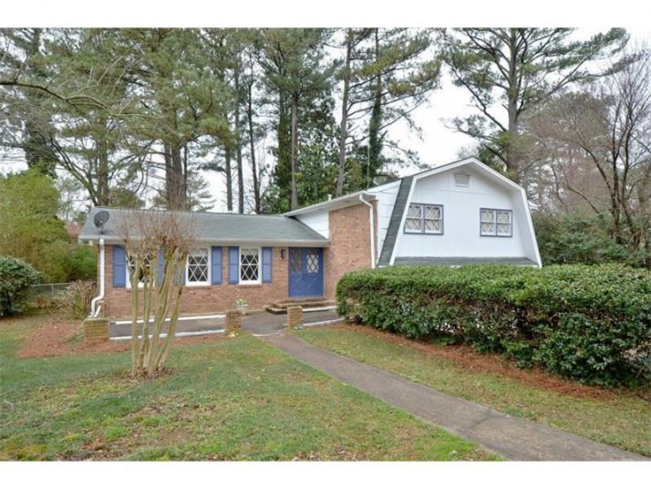 866 Monmouth Drive, Stone Mountain, GA 30083