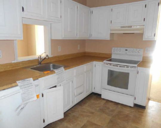 14 Madison Street, Swedesboro, NJ 08085