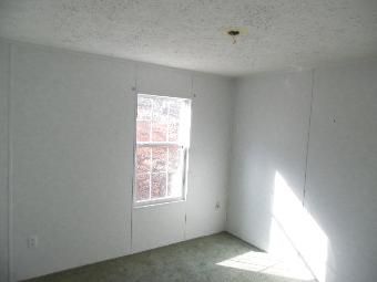 390 Chateau Village Drive, Martin, GA 30557