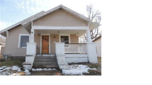 614 E Main St, Knoxville, IA 50138