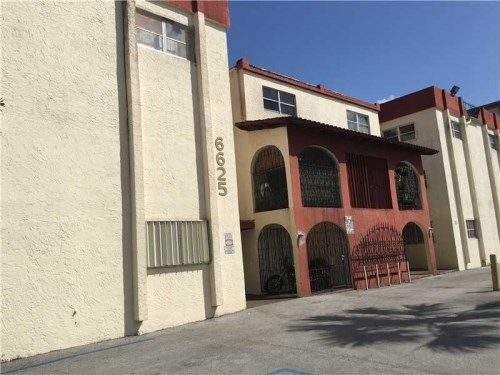 6625 W 4 AV # 204, Hialeah, FL 33012