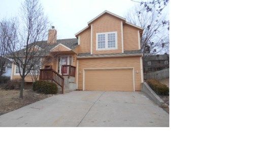 904 N Arroyo Dr, Olathe, KS 66061