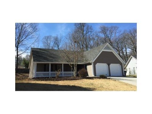 620 Peacock Glen, Lawrenceville, GA 30044