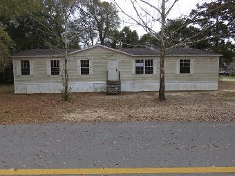 10530 NW Spring St, Bristol, FL 32321