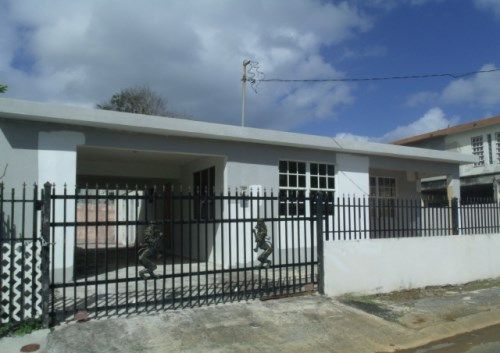 Villa Plata K14 Calle 23, Dorado, PR 00646