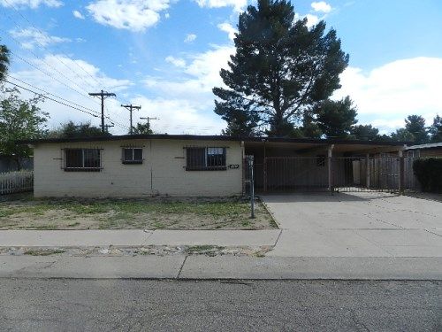 1201 W Pelaar Street, Tucson, AZ 85705