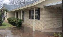 411 S Arlington St Winters, TX 79567