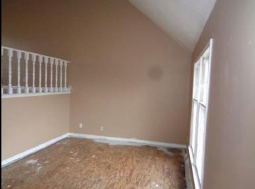 7021 Albervan St, Shawnee, KS 66216
