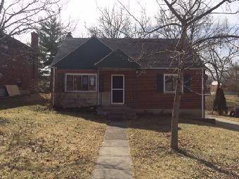 1047 Thunderbird Dr, Cincinnati, OH 45231