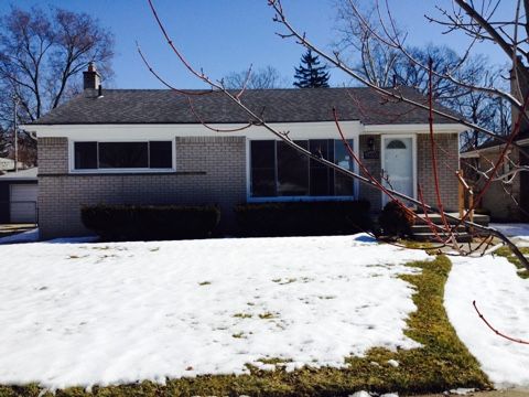 23090 Norwood St, Oak Park, MI 48237