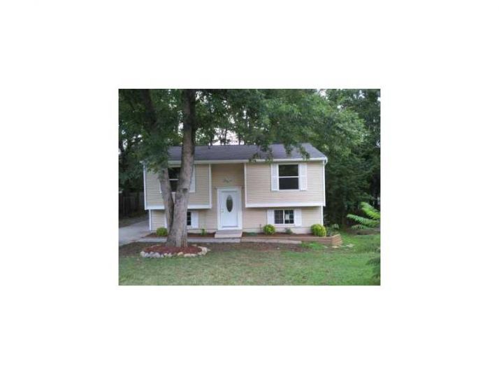 6962 Lismore Drive, Norcross, GA 30093