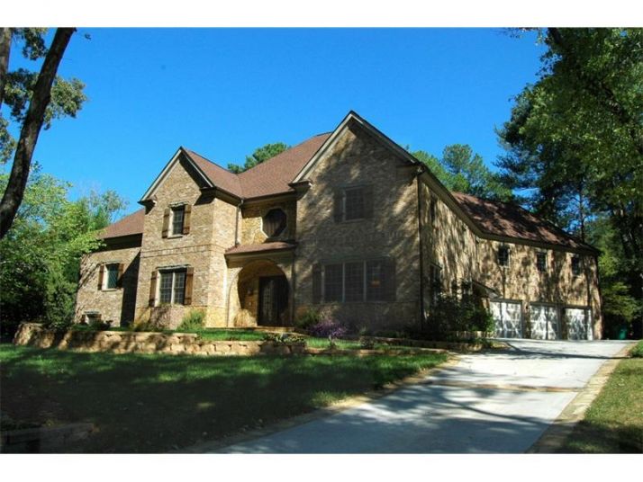 630 Glenairy Drive, Atlanta, GA 30328