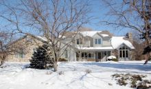 401 N Comanche Ln Waukesha, WI 53188