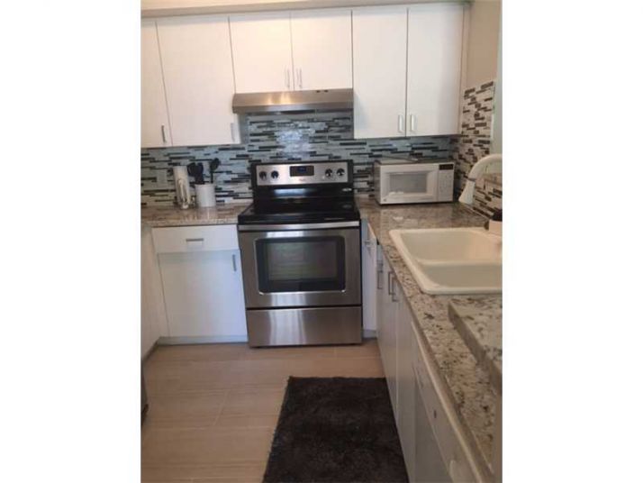 19877 E COUNTRY CLUB DRIVE # 3206, Miami, FL 33180