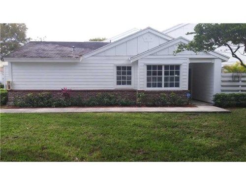 13718 SW 147 CR # 2-15, Miami, FL 33186