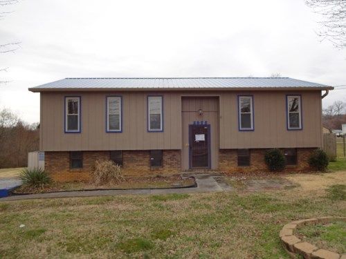 2855 Northview Dr, Morristown, TN 37814