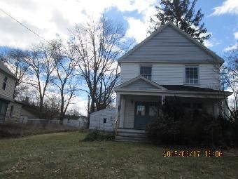 1727 Canfield Rd, Youngstown, OH 44511