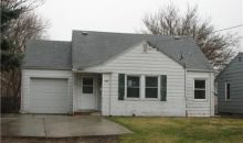 817 E 28th St Des Moines, IA 50317